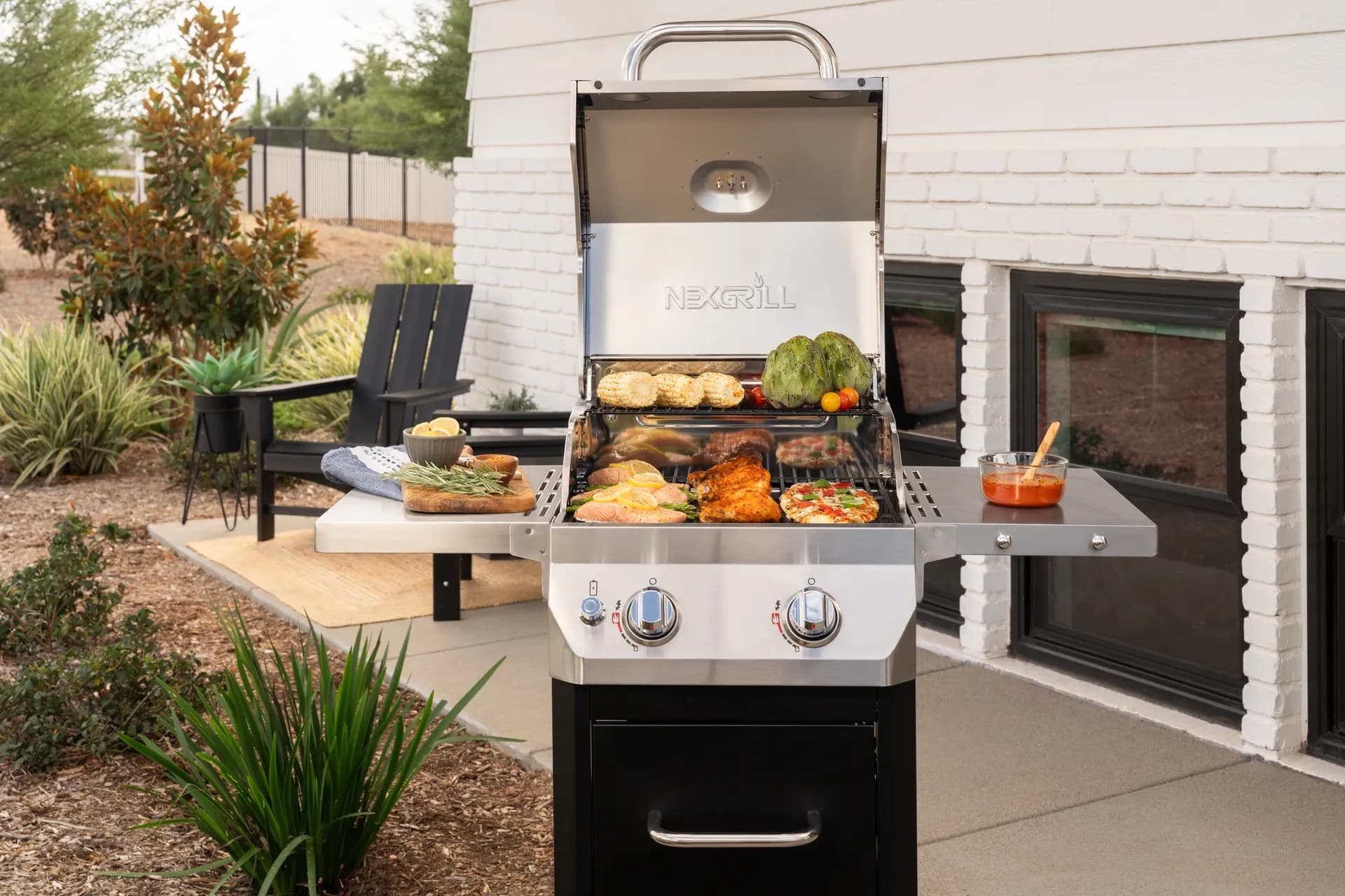 Nexgrill 2-Burner Portable Gas Grill